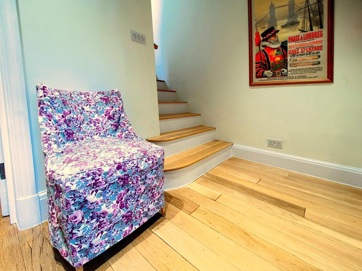 לונדון Serene Townhouse With Parking מראה חיצוני תמונה